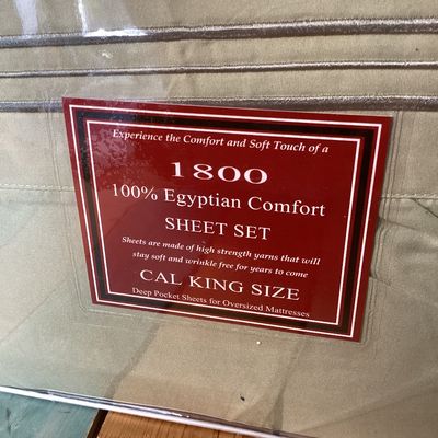 Cal King Sheet Set & Room Essentials King Pillowcases