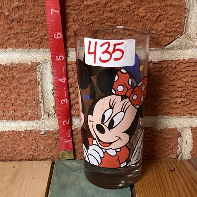 Vintage Walt Disney Company Mickey, Minnie & Donald Duck Glass