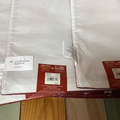St. Nicholas Square Yuletide Snowman Table Runner & Placemats Set
