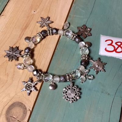 Beaded Snowflake Charm Stretch Bracelet