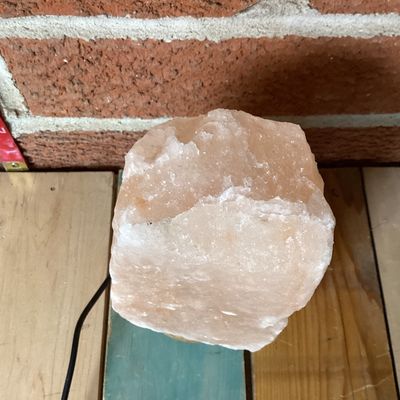 Color-Changing USB Himalayan Salt Lamp on Wooden Base