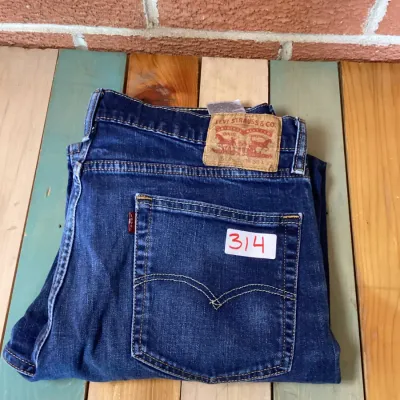 Levi Strauss & Co. Blue Jeans Size W36 L32