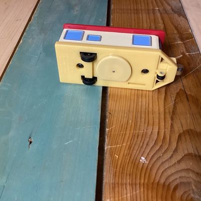 Vintage Bob the Builder Mobile Home Toy & Safari Ltd Train Cars