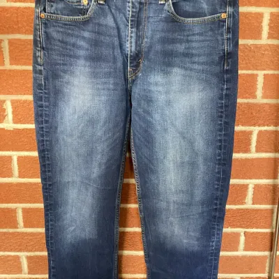 Levi Strauss & Co. Blue Jeans Size W36 L32