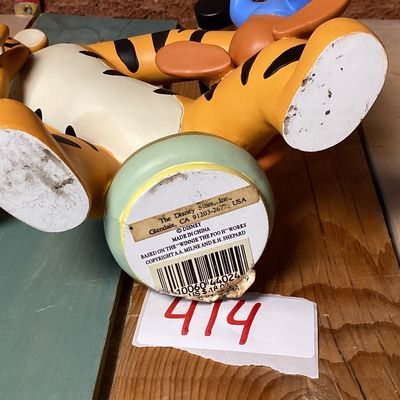 Disney Store Winnie the Pooh Tigger and Roo Figurine