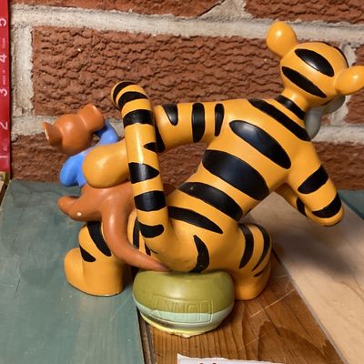 Disney Store Winnie the Pooh Tigger and Roo Figurine