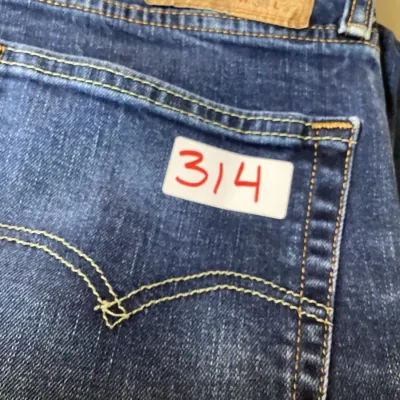 Levi Strauss & Co. Blue Jeans Size W36 L32