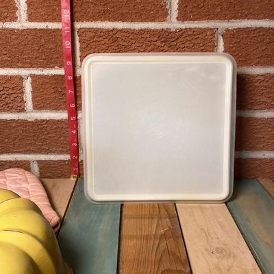 Vintage Bundt Pan, Tupperware Cake Taker & Kitchen Linens Lot