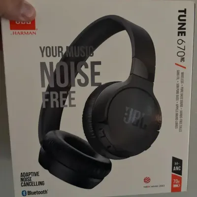 NIB JVC Harmon Noiseless Headphones