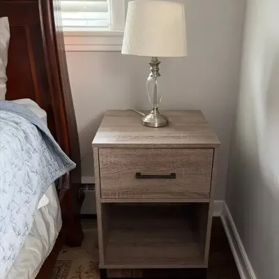 Nightstand W/drawer & Glass/metal Lamp