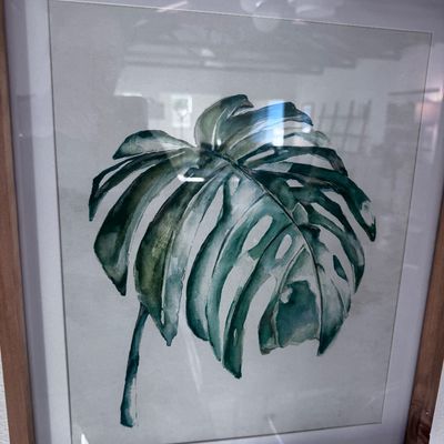 Room divider and 3 pieces of artwork