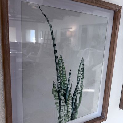 Room divider and 3 pieces of artwork