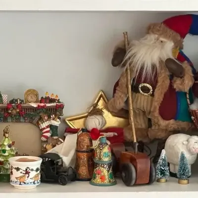 Christmas Mantle Mystery Lot