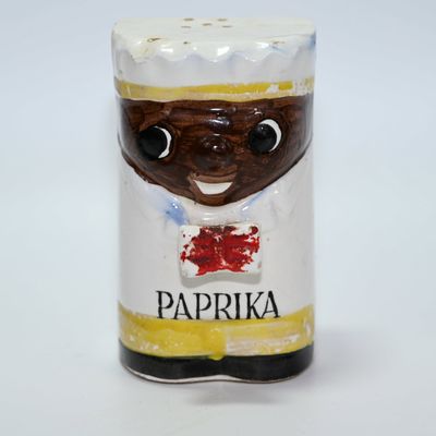 Paprika Book Form Shaker - Black Americana