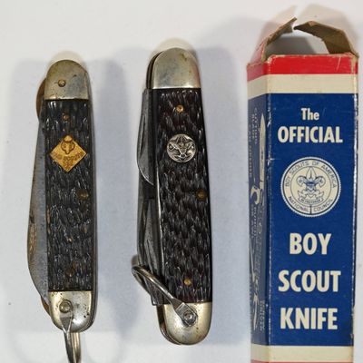 Boy Scout and Cub Scout Knives - Lot of 2