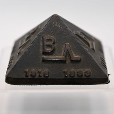 B A - ? - 1918 - 1933 Advertising Paperweight