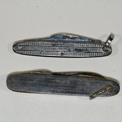 Lot of 2 Similar Pocket Knives - 2-Blade and 3-Blade