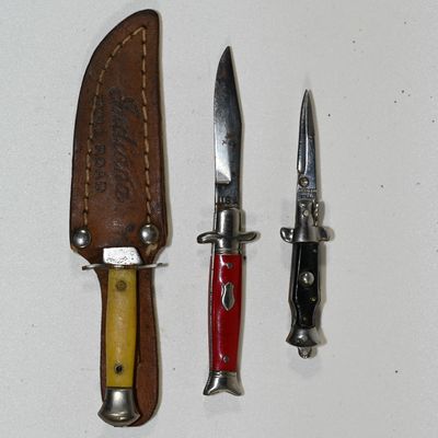 Lot of 3 Small Stilletto Knives