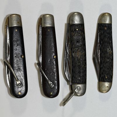 Lot of 4 Used Pocket Knives - all unidentified