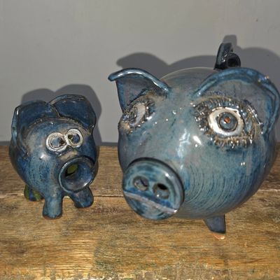 Sale Photo Thumbnail #283: Stanley Ferguson & Jamie Ferguson Folk Pottery Pig