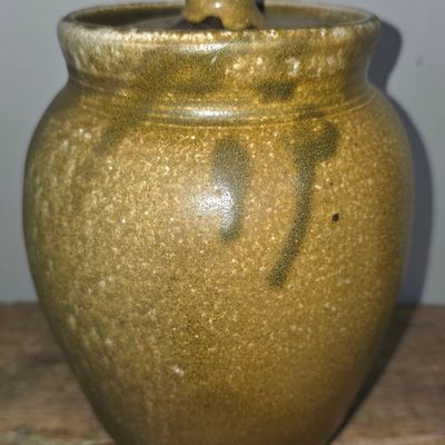 Sale Photo Thumbnail #118: Signed DX Gordy Westville, Georgia Lidded Jar