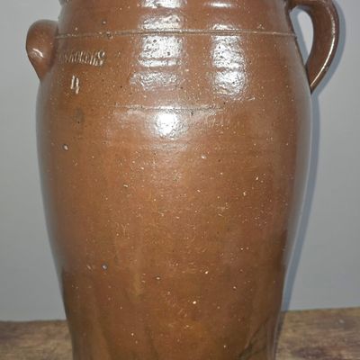Sale Photo Thumbnail #122: 4gal Stamped SR Rogers Churn