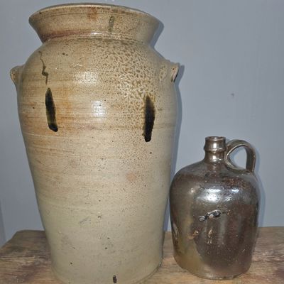 Sale Photo Thumbnail #124: North Carolina 4 Gallon Churn & 1/2gal Jug Lot
