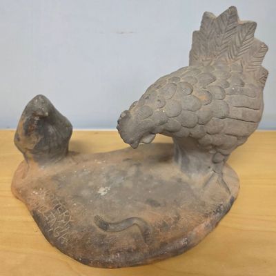 Sale Photo Thumbnail #306: Scarce Clint Alderman "Mud Creek Pottery" Pit Fired Chicken & Chick Display