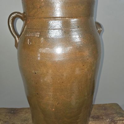Sale Photo Thumbnail #121: Stamped SR Rogers 6gal Churn
