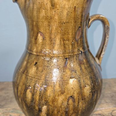 Sale Photo Thumbnail #79: Fine Merritt Shop Crawford County 1/2gal Pitcher