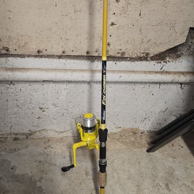 Okuma Fin Chaser X Spinning Combo Yellow 8' 0" Rod 2 Piece 40 Reel