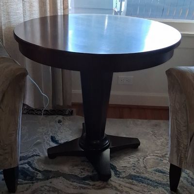 Sale Photo Thumbnail #171: Vintage Mahogany Pedestal Accent Table