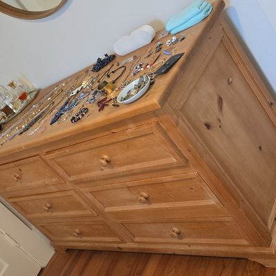 Sale Photo Thumbnail #109: Broyhill Pine Six-Drawer Dresser
