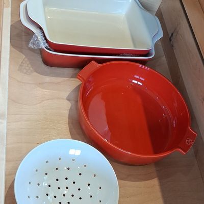 Sale Photo Thumbnail #295: Le Creuset Stoneware Bakeware Set - Flame Color