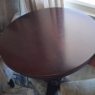 Sale Photo Thumbnail #175: Vintage Mahogany Pedestal Accent Table