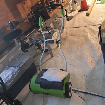 Sale Photo Thumbnail #422: Greenworks 10 Amp 14-Inch Corded Electric Dethatcher (Model 27022)