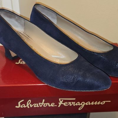 Sale Photo Thumbnail #420: Salvatore Ferragamo Navy Pebble Suede Kitten Heel Pumps