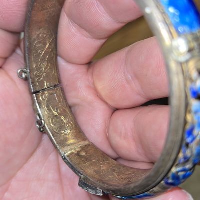 Sale Photo Thumbnail #70: Antique Chinese Export Silver and Blue Enamel Hinged Bangle Bracelet