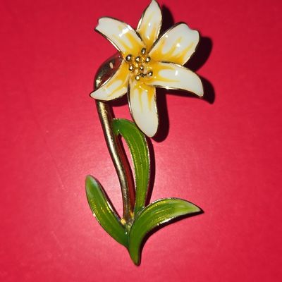 Vintage Enamel Lily Brooch