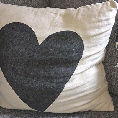 Black Heart on Oatmeal Linen Pillow