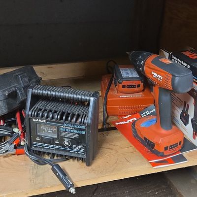 Sale Photo Thumbnail #288: Hilti SFC 18-A Cordless Drill and Skil 2237 Drill
