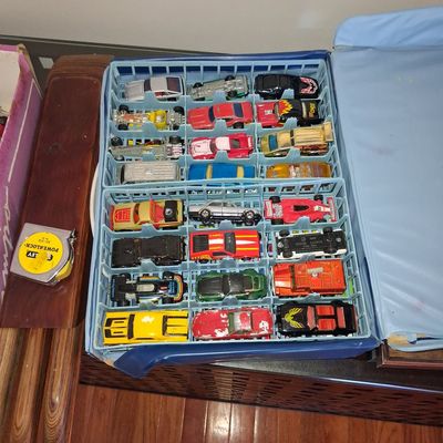 Sears Road Mates Carcase 48-Car Carrying Case