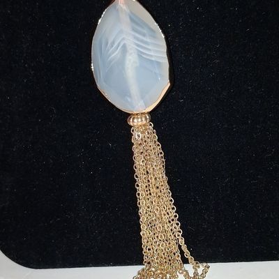 Agate Slice Pendant Necklace with Gold-Tone Chain Tassel