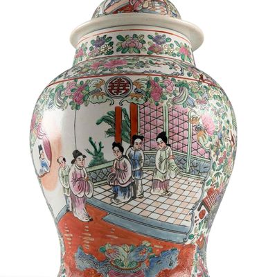 Large Chinese Famille Rose Porcelain Covered Jar