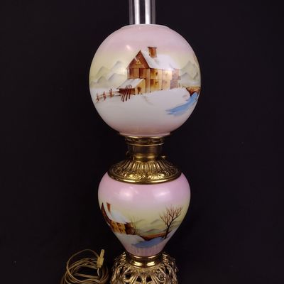 Handpainted Scenic Gone with the Wind Lamp