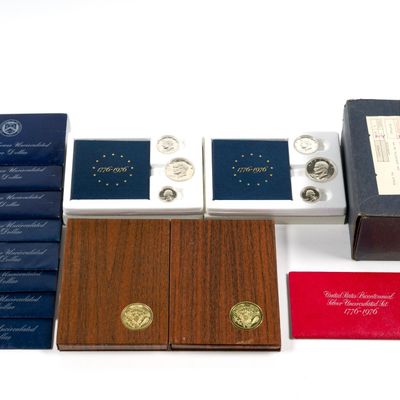 Sale Photo Thumbnail #338: Eisenhower Proof And Uncirculated Silver Dollars
