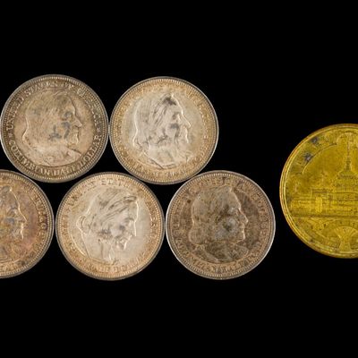 Sale Photo Thumbnail #409: Five 1893 Columbian Silver Half Dollars