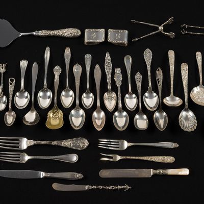 Sale Photo Thumbnail #422: Sterling Silver Flatware and Serving Incl. Stieff