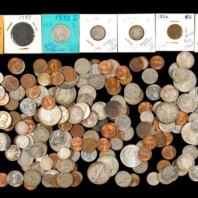Sale Photo Thumbnail #254: Coins Incl. Silver Half Dollars and Quarters