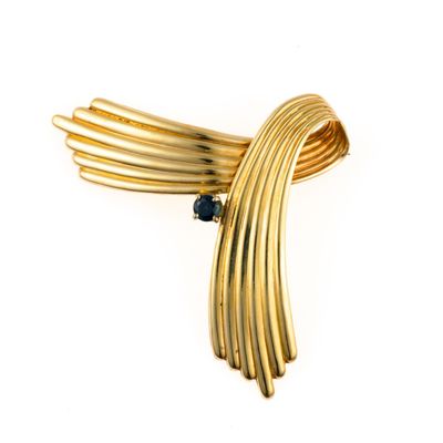 14K Gold and Sapphire Brooch